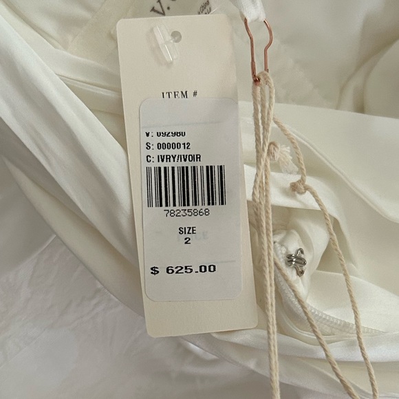 V. Chapman Grace Gown- SOLD OUT ONLINE - Picture 9 of 9